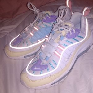 NIKE WOMAN'S AIR MAX 97